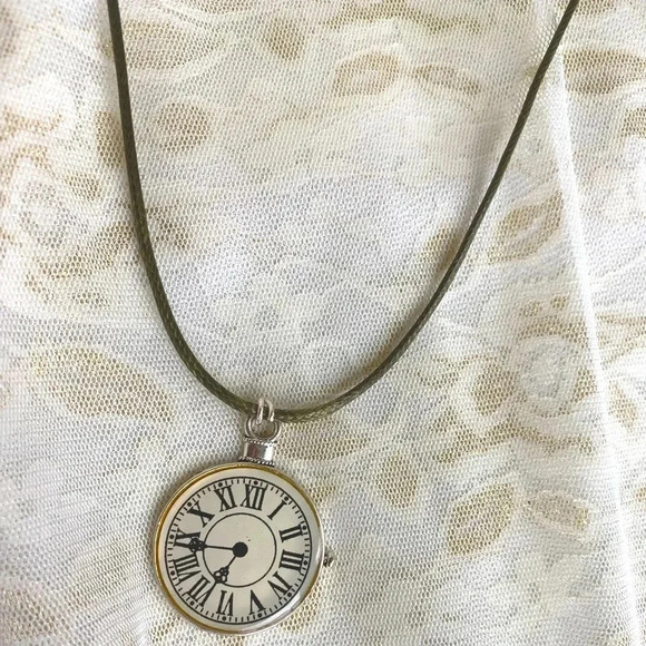 Women/Girls Antique Roman Lettering Clock TimePiece Charm Pendant Cord Necklace - Picture 3 of 6